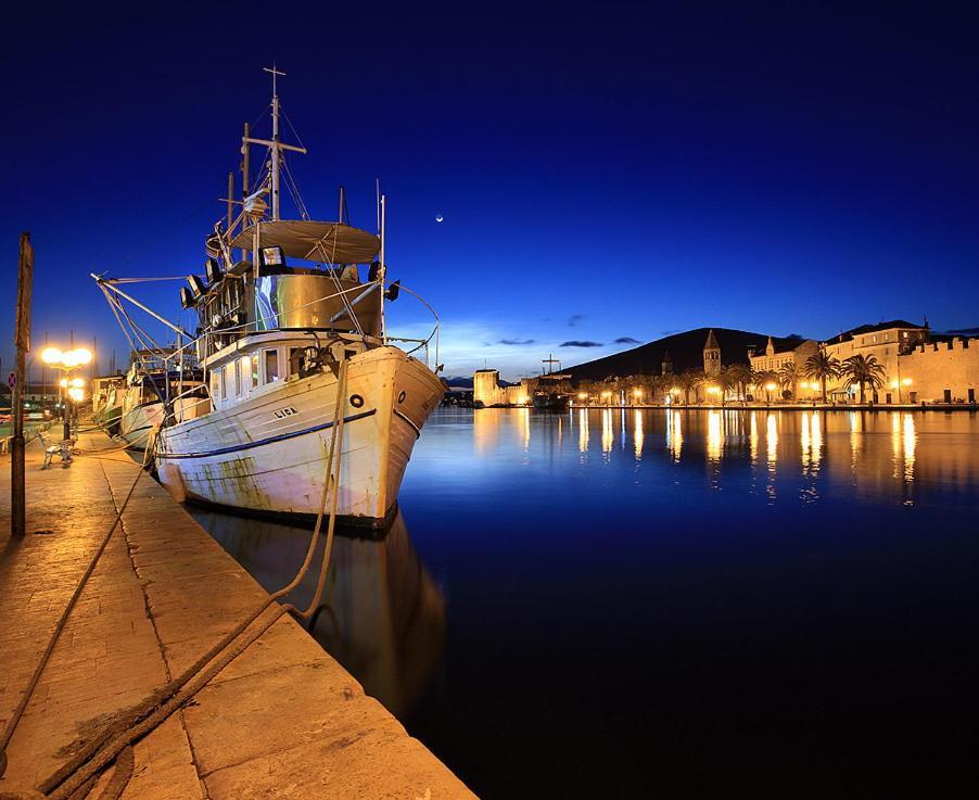 Blue View Apartments Trogir Extérieur photo